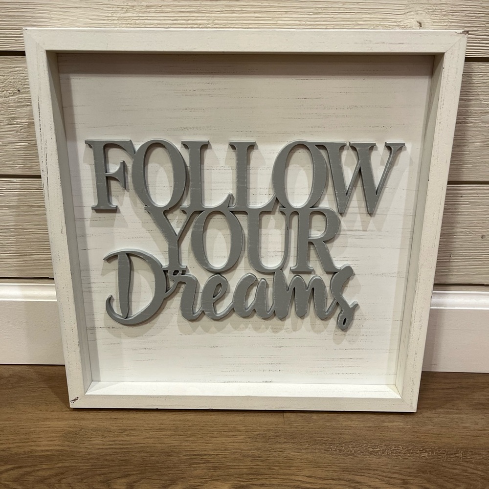 Follow Your Dreams Wall Sign ☁️